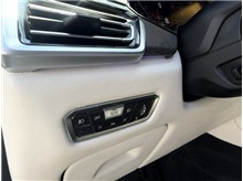 Vehicle Thumb #42