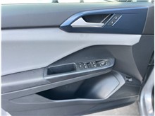 Vehicle Thumb #17