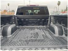 Vehicle Thumb #17