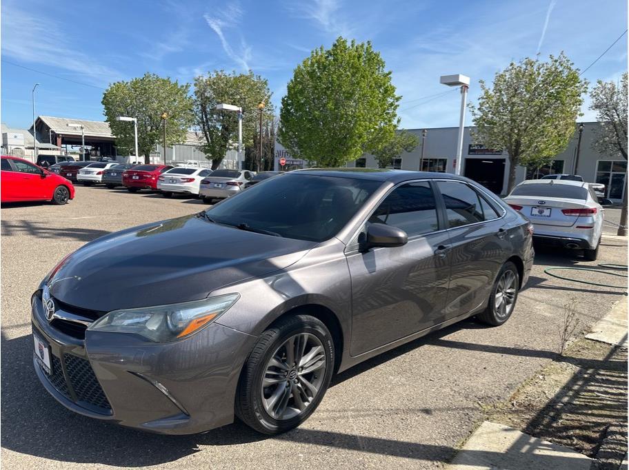 2015 Toyota Camry from 33 Auto Sales