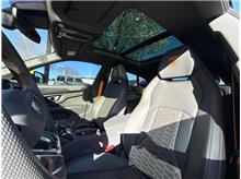 Vehicle Thumb #19