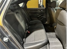 Vehicle Thumb #16