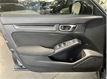 Vehicle Thumb #21
