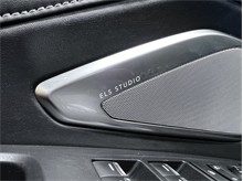 Vehicle Thumb #27