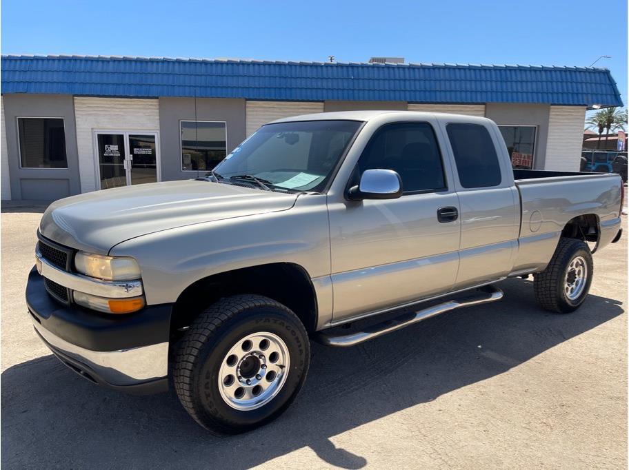 2001 Chevrolet Silverado 2500 HD Extended Cab from Priced Right Auto Sales
