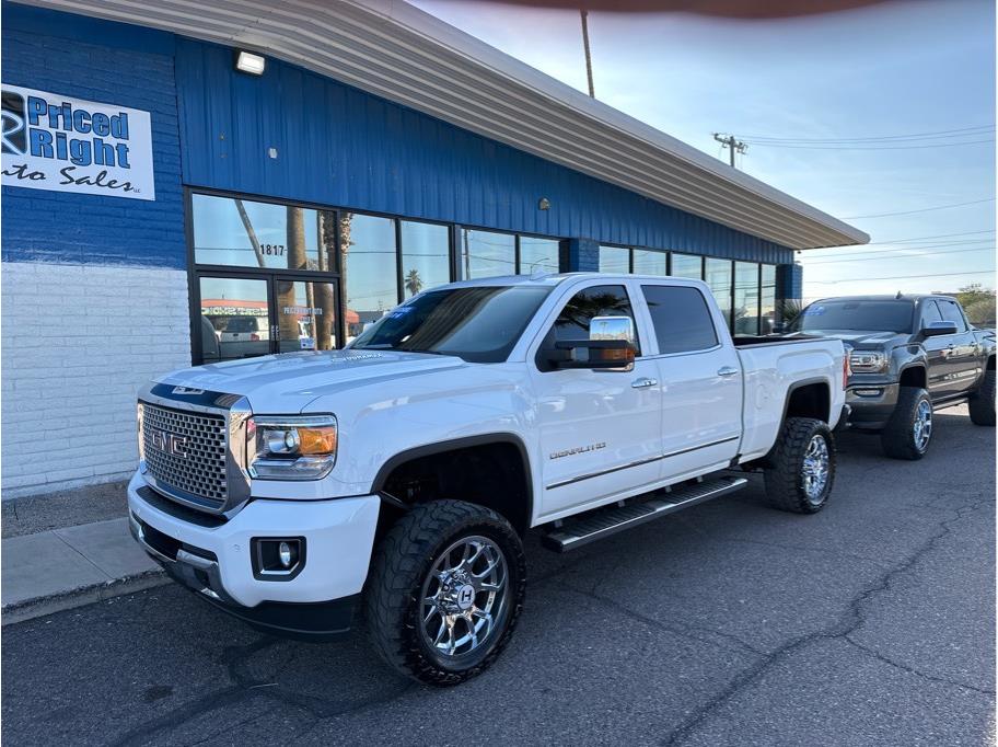 2016 GMC Sierra 2500 HD Crew Cab from Priced Right Auto Sales
