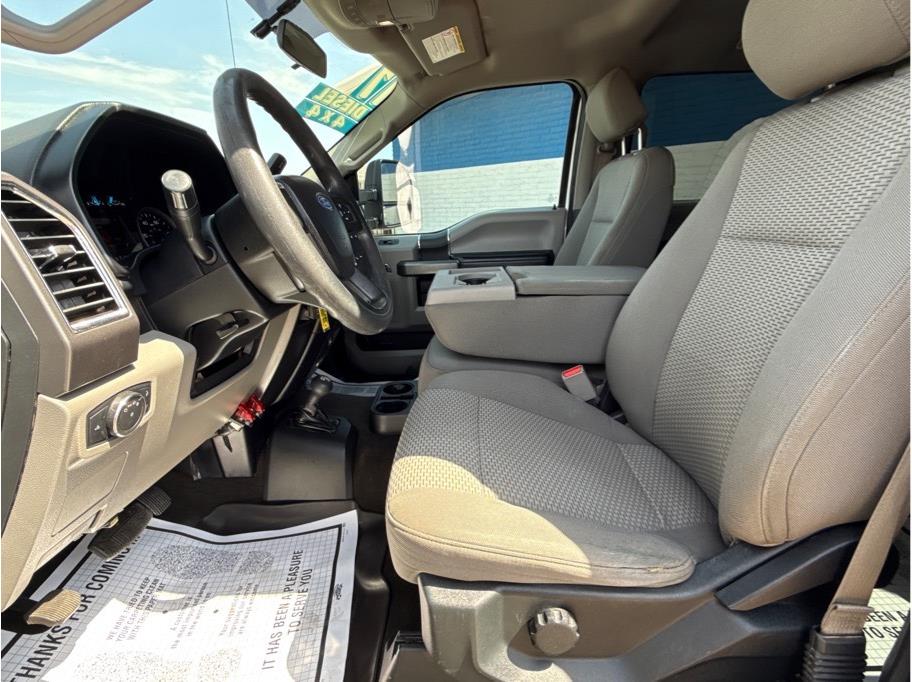 2017 Ford F-250 Super Duty XLT - Photo 11