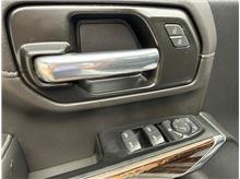 Vehicle Thumb #9
