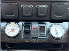 Vehicle Thumb #15