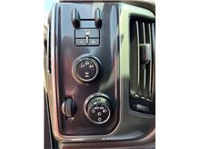 Vehicle Thumb #9