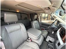 Vehicle Thumb #17