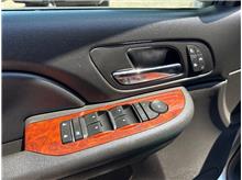 Vehicle Thumb #9