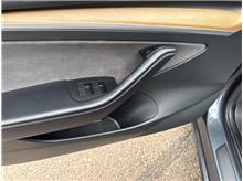 Vehicle Thumb #9