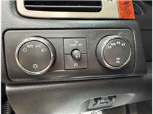 Vehicle Thumb #9