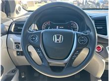 Vehicle Thumb #16