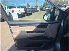Vehicle Thumb #15
