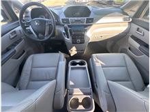 Vehicle Thumb #19