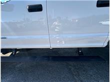 Vehicle Thumb #20