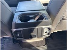 Vehicle Thumb #19