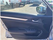 Vehicle Thumb #14