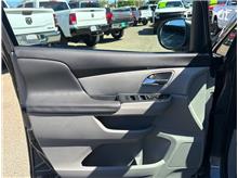 Vehicle Thumb #15
