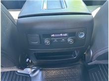 Vehicle Thumb #20