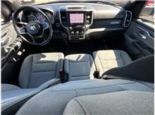 Vehicle Thumb #19