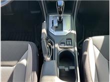 Vehicle Thumb #18