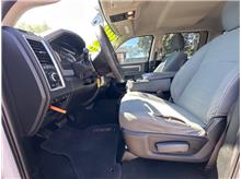 Vehicle Thumb #14