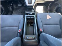 Vehicle Thumb #18