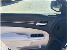 Vehicle Thumb #15
