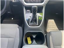 Vehicle Thumb #19