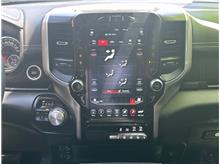 Vehicle Thumb #17