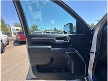 Vehicle Thumb #15