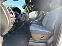 Vehicle Thumb #14