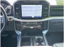 Vehicle Thumb #17