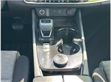 Vehicle Thumb #18