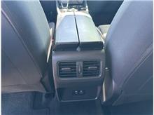 Vehicle Thumb #20