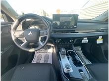 Vehicle Thumb #18