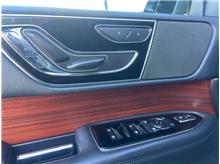 Vehicle Thumb #21
