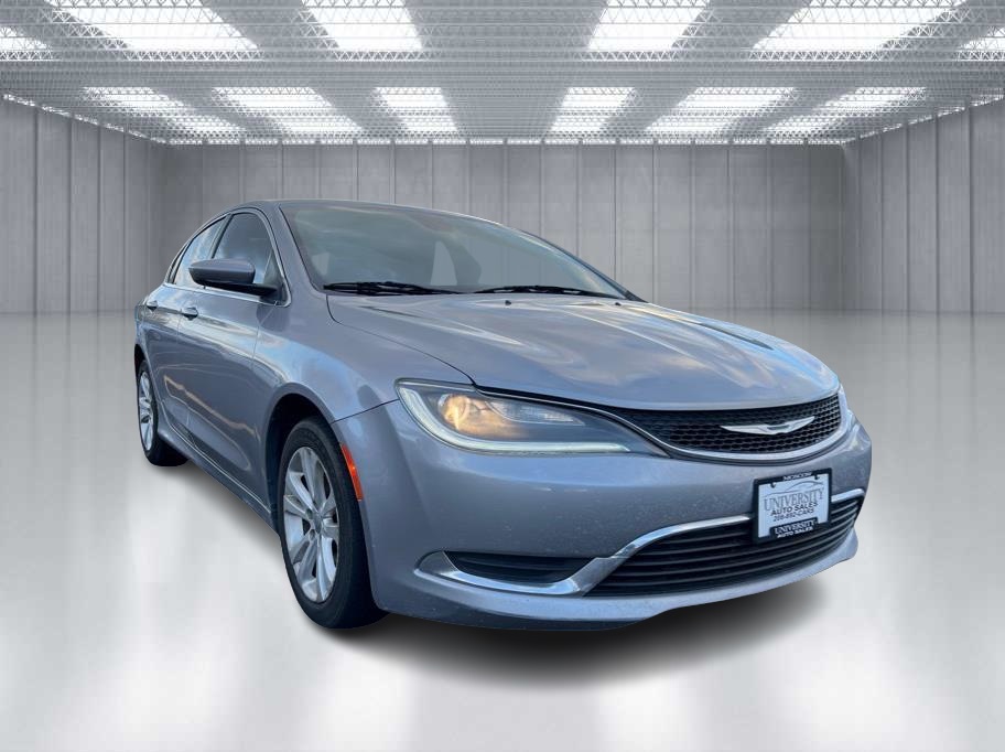 2015 Chrysler 200 from University Auto Sales of Moscow