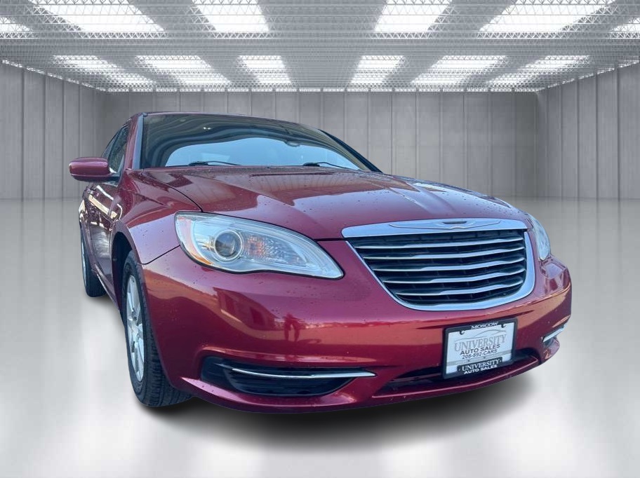 2011 Chrysler 200 from University Auto Sales of Moscow