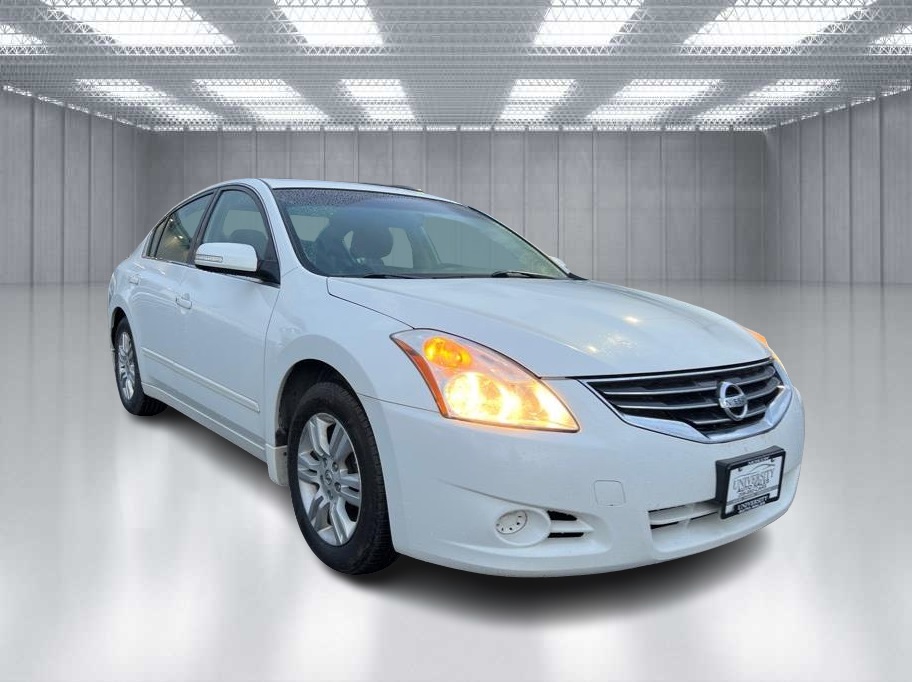 2012 Nissan Altima from University Auto Sales of Moscow