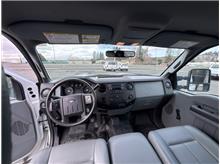 Vehicle Thumb #16